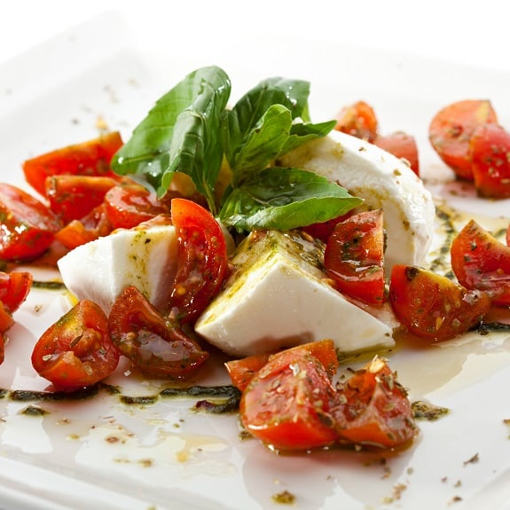 mediterranean tomato caprese salad recipe