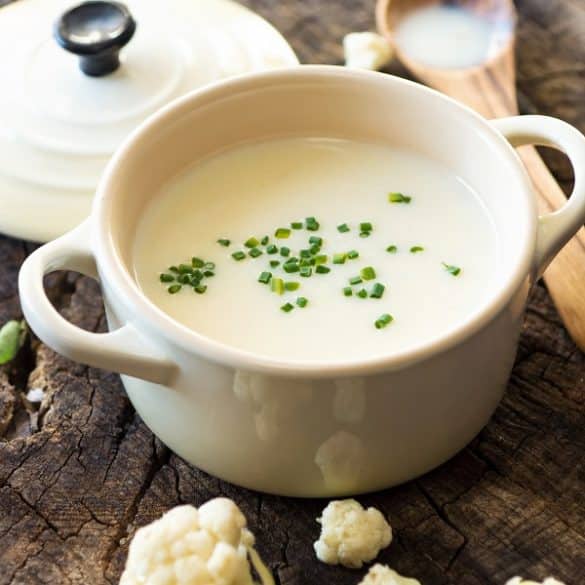 Pressure cooker cauliflower cheese soup recipe. Learn how to cook easy and healthy cauliflower soup in an electric instant pot. #pressurecooker #instantpot #soup #dinner #healthy