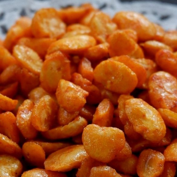 Air fryer spicy peanuts recipe. Super easy peanuts roasted in an air fryer. Yummy snacks! #airfryer #snacks #peanuts #appetizers #vegetarian #vegan #healthy #easy