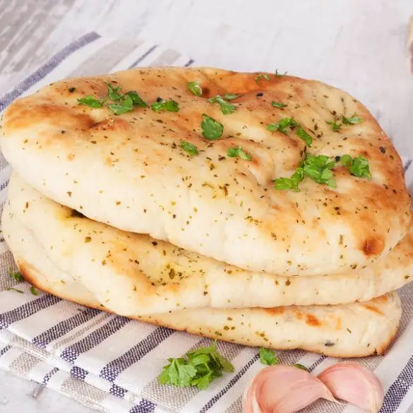 Air fryer naan flat bread recipe. Learn how to cook yummy Indian bread in an air fryer. #airfryer #bread #indain #healthy #vegetarin #vegan