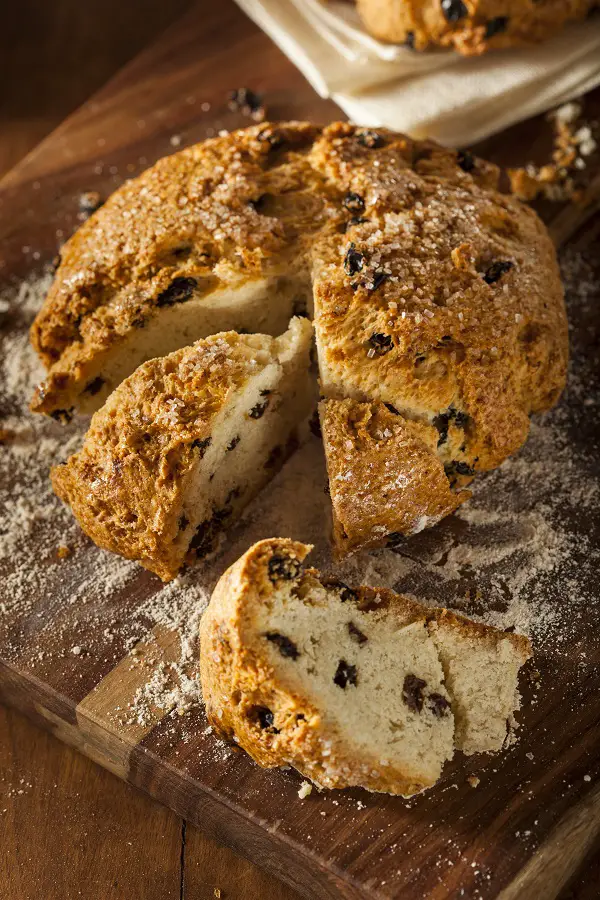 Crockpot Irish soda bread with raisins. Whip up this easy, classic Irish soda bread with raisins in no time! The slow cooker does the hard work for you, and you'll have a delicious homemade loaf of bread that's sure to please. #crockpot #slowcooker #dinner #homemade #recipes #bread #irish #stpatrick